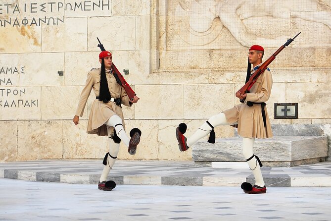 Panorama of Athens in 6 hours - University and library stops: a quick look at Athens beyond temples