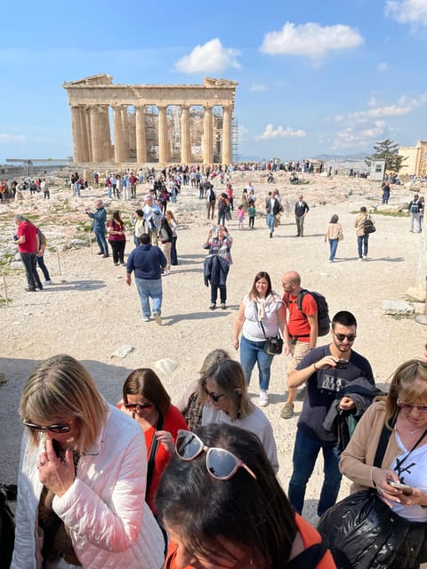 Parthenon & Acropolis Guided Tour in Spanish -Option Tickets - Erechtheion and the Caryatids: the most memorable stone faces