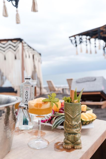 Perivolos Beach: Sun-Bed Experience FortyOne Bar Restaurant - Price and value, what $117 per group really buys you