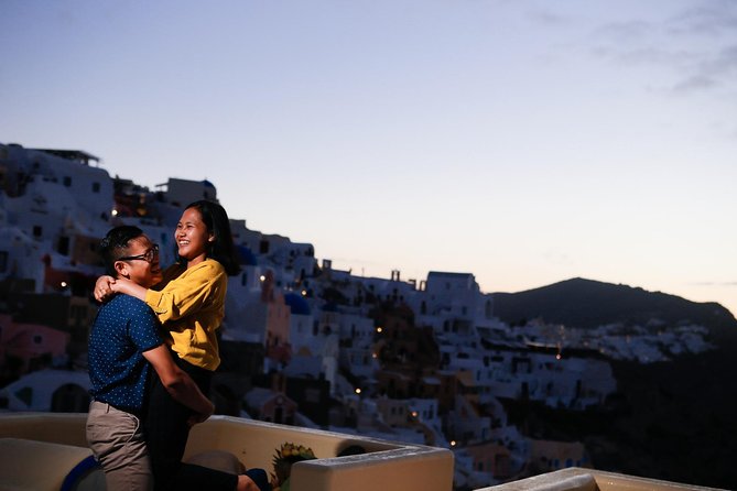 Personal Travel and Vacation Photographer Tour in Santorini - What the photo gallery and digital downloads mean for your day
