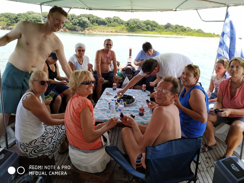 Preveza: Dolphin Watching Cruise with Lunch and Drinks - Meeting at El. Venizelou 866 and heading straight to the water