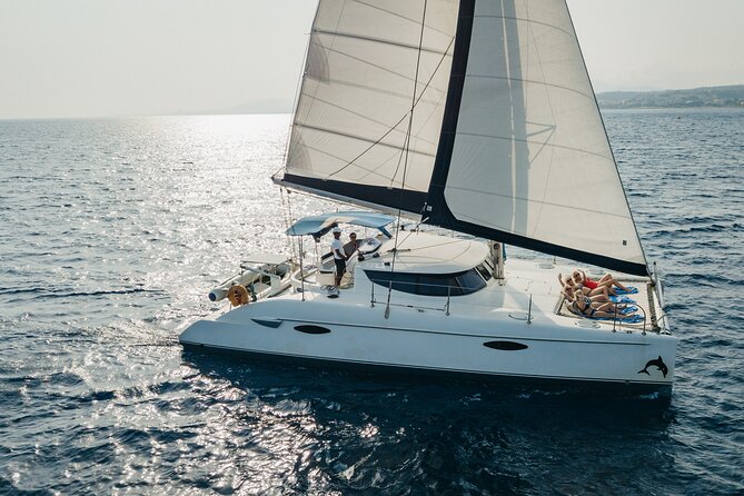 Private CATAMARAN daytrip - Lindos/ Rhodos with Lunch and drinks - Why an 8-person private catamaran feels like the right size