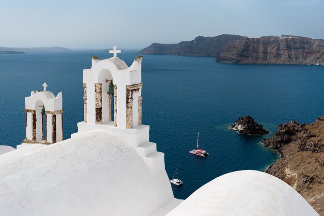 Private Classic Santorini Panorama: Visit the most popular destinations! - Lighthouse on the far southwest: a built-in panorama break