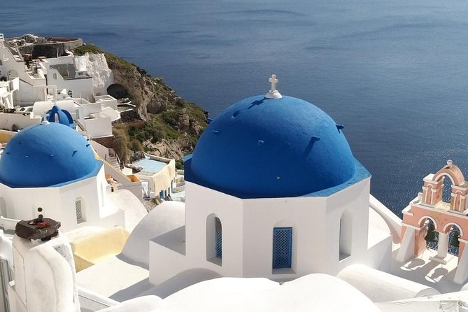 Private Classic Santorini Panorama: Visit the most popular destinations! - Perissa black sand beach: the real relaxation block