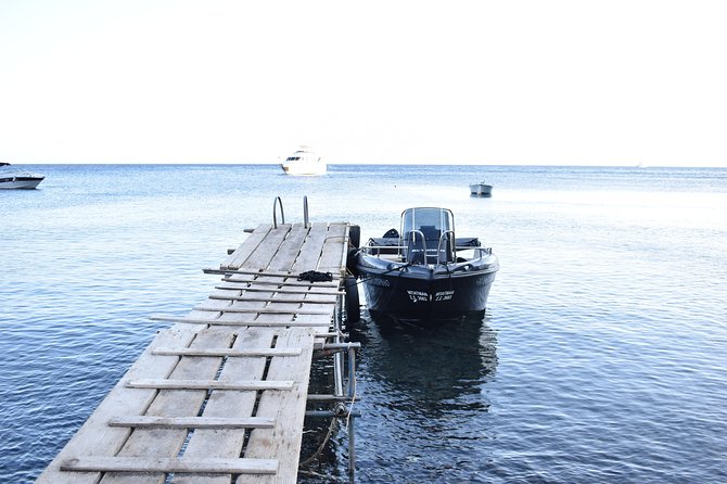 Rent a Boat in Santorini without a License - The boat kit: snorkeling, safety gear, and comfort extras