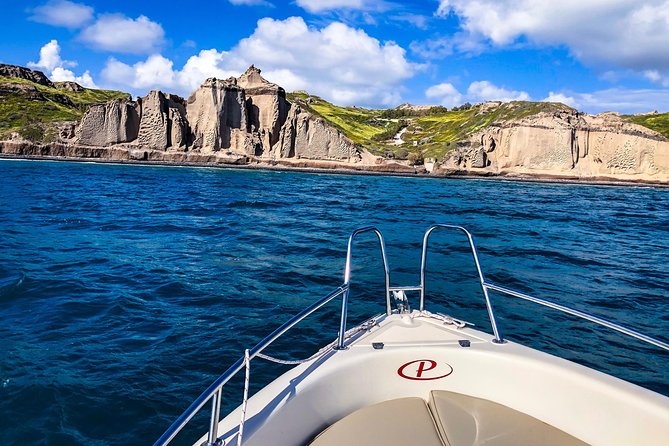 Rent a Boat in Santorini without a License - Catamaran vs this boat: why the private pace feels worth it