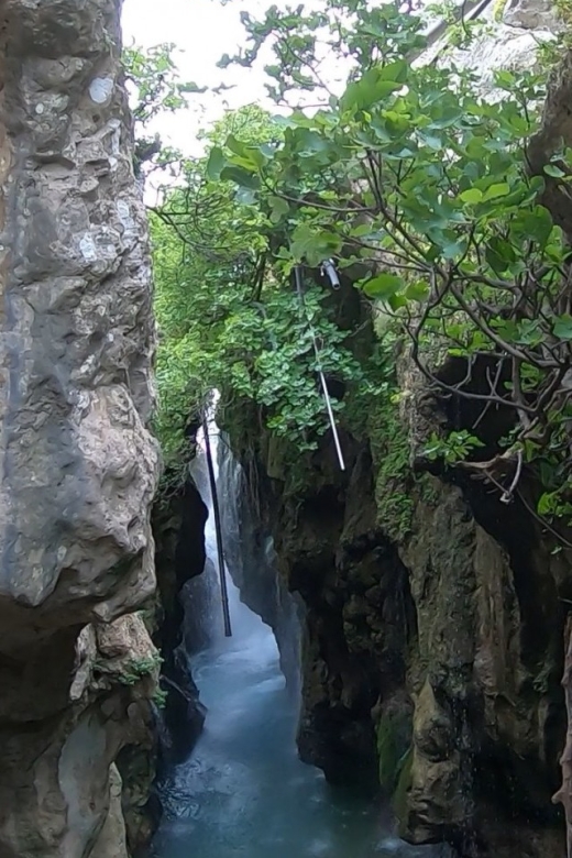 Rethymno: Canyoning Tour in the Kourtaliotiko Gorge - Kourtaliotiko Gorge canyoning in Rethymno, what makes it different