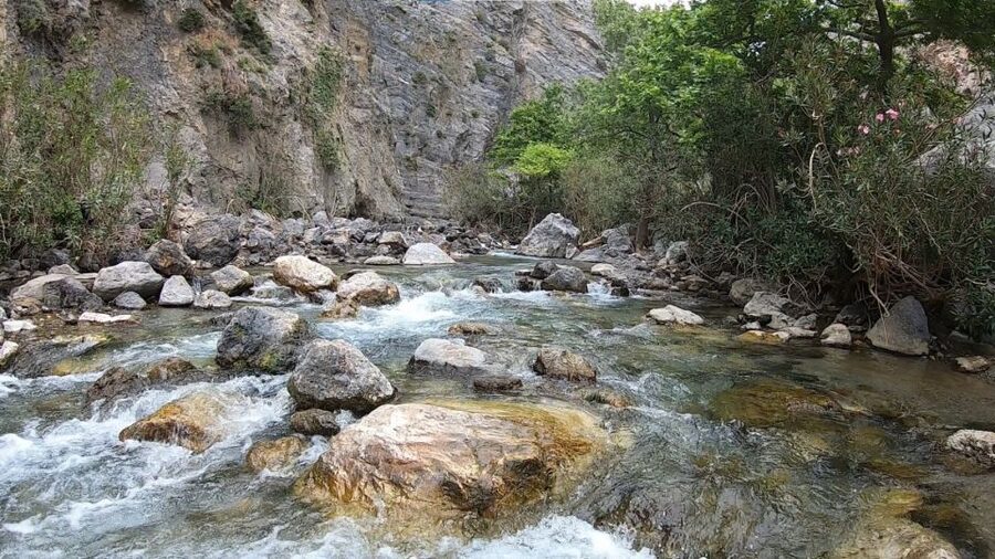 Rethymno: Canyoning Tour in the Kourtaliotiko Gorge - What shoes and gear to bring, so you stay comfortable