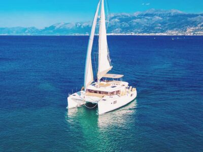 Rethymno Premium Catamaran Cruise: Healthy Lunch & Open Bar