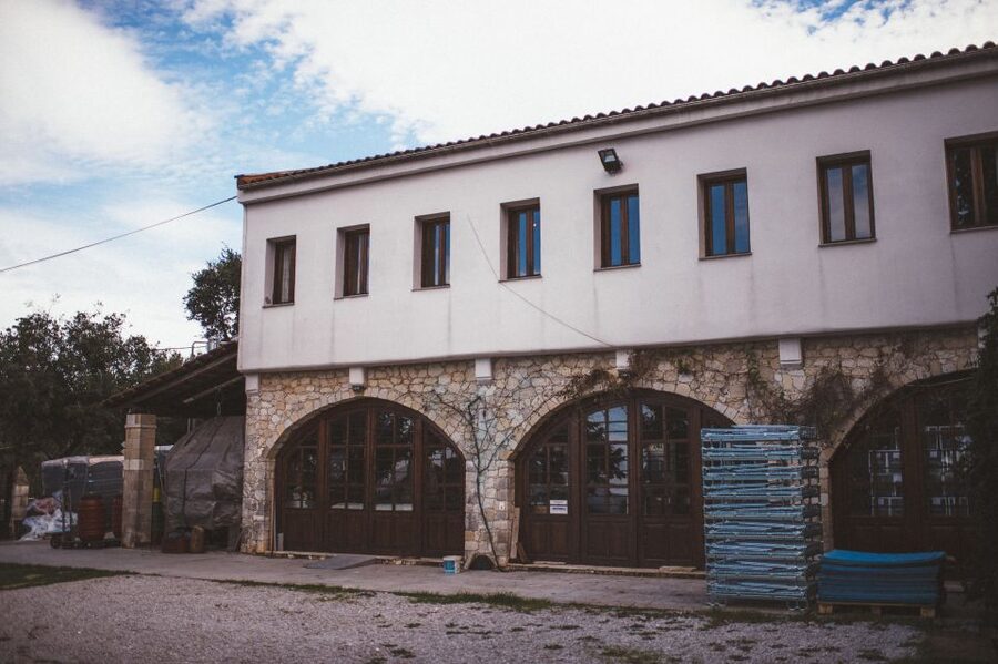 Rethymno: Private Winery & Olive Oil Tasting Tour with Lunch - Limoncello or Raki: The Ending Sip to Match Your Pace
