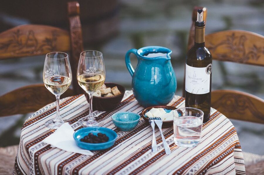 Rethymno: Private Winery & Olive Oil Tasting Tour with Lunch - What Makes the Guides a Big Part of the Experience