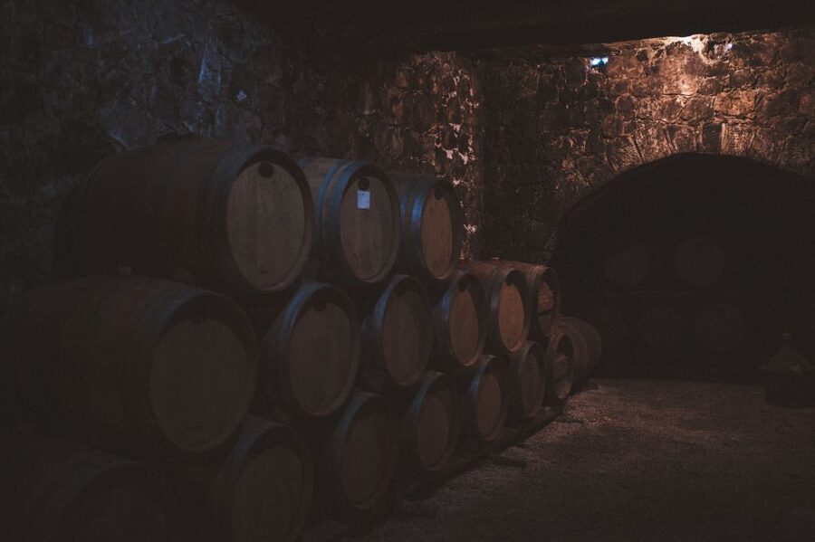 Rethymno: Private Winery & Olive Oil Tasting Tour with Lunch - Kanakis Olive Oil Mill: Where the Smell Tells You the Truth