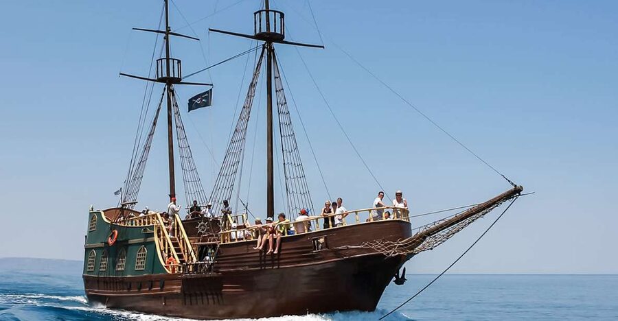Rethymno: Sunset Cruise on a Wooden Pirate Boat - From water level, Fortezza Castle and the Venetian Port become the main show