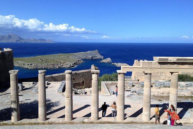 RHODES BEST INTRODUCTION - FOR FIRST TIME VISITORS - HALF DAY - Up to 4 People - Mandraki Harbor and the Colossus of Rhodes at Deer-Statue Scale