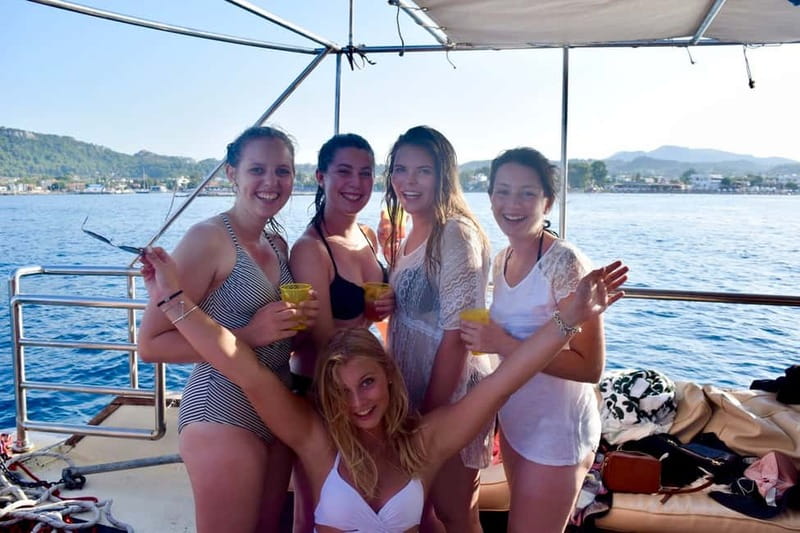 Rhodes: Boat Party Cruise with Live DJ - A Moving Party With Real Water Time Around Rhodes