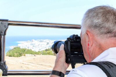 Hop-On Hop-Off Sightseeing Bus Tour