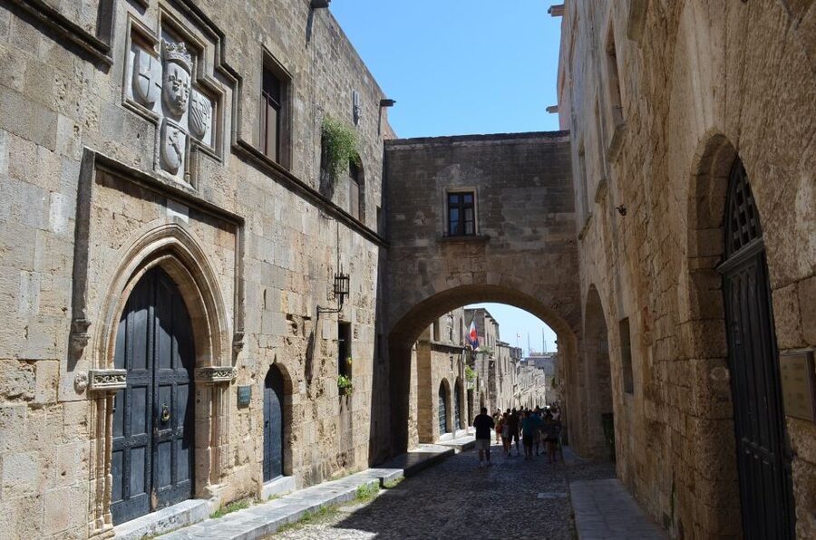Rhodes: Old Town Walking Tour with Guide - Archaeological Museum stop, for when you want the facts
