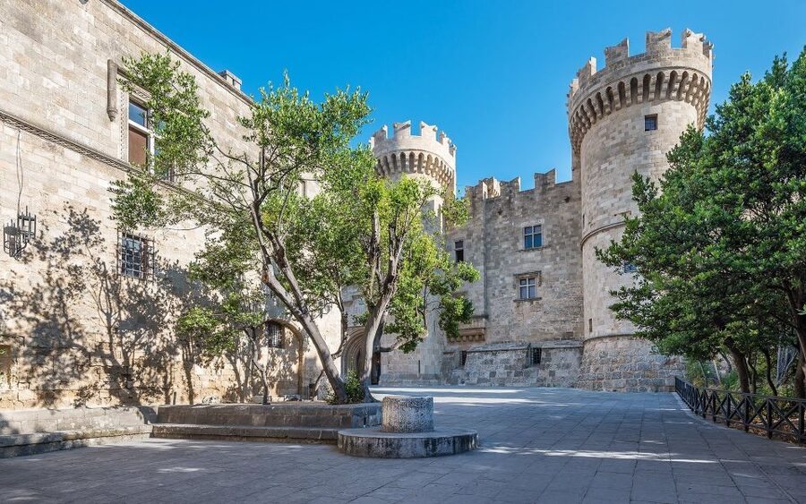Rhodes: Old Town Walking Tour with Guide - Pacing and group size, how it feels to walk with others