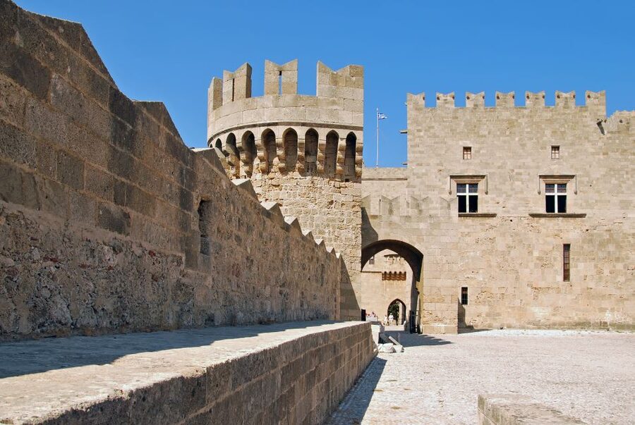 Rhodes: Palace of Grand Master Ticket & Rhodes SG audio tour - The mosaic floors: Hellenistic and Christian beauty under your feet
