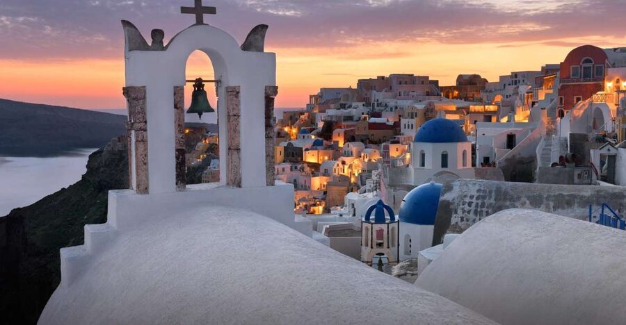 Santorini 2-Day Combo: Volcano Boat Cruise & Island Bus Tour - Key moments in this Santorini combo