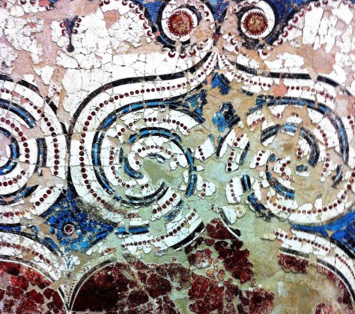 Santorini: Akrotiri Private Guided Tour with Hotel Pick-Up - Inside Akrotiri: paved lanes, squares, and a drainage system you can picture