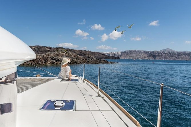 Santorini Caldera Sailing Tour with BBQ Lunch and Drinks - Snorkeling and Swim Time: What You Can Expect in the Water