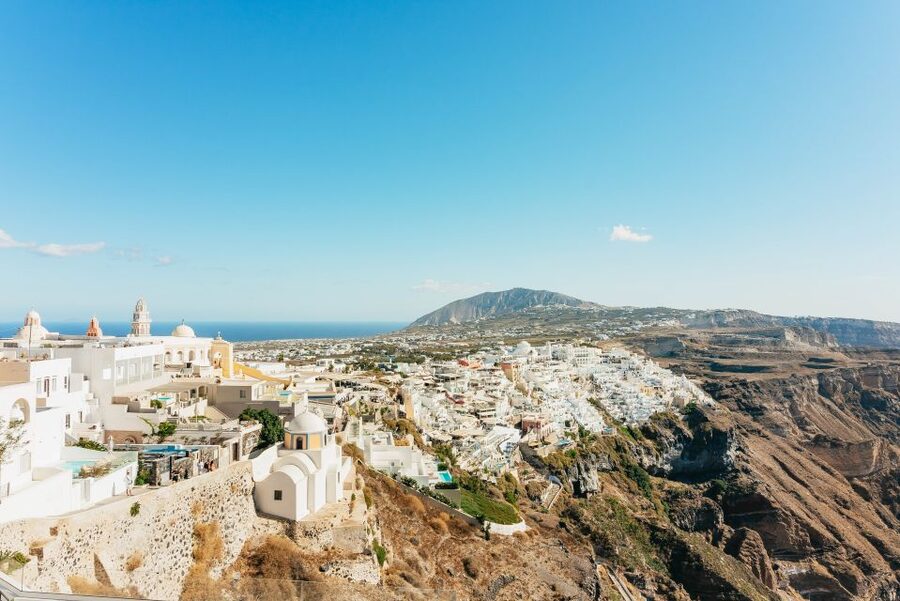 Santorini: Caldera Trail Guided Hike and Sunset Viewing - What the guide actually adds on a Santorini caldera trail