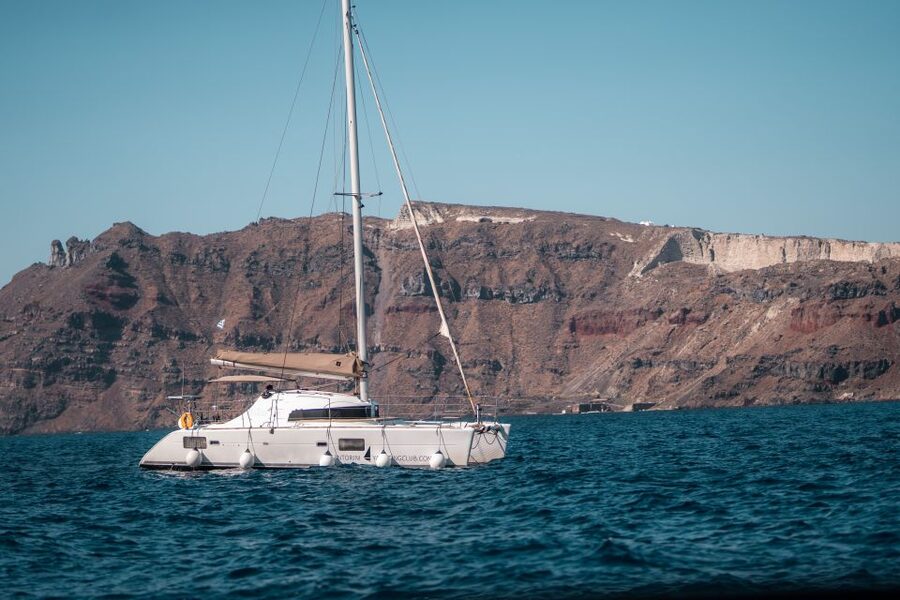 Santorini: Catamaran Caldera Cruise with Meal and Drinks - Price and who this cruise is best for