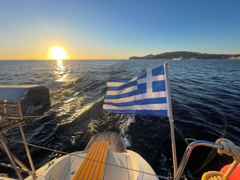 Santorini: Catamaran Cruise with Food and Drinks - Smart Tips: What to Bring, What to Skip, and How Not to Get Bothered