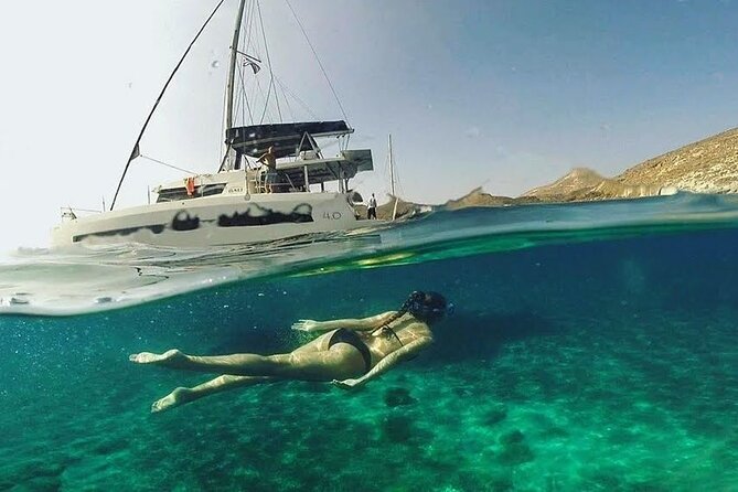 Santorini Catamaran Cruise with Fresh Meal and Open Bar - Around Nea Kameni: Active Volcano Views Without the Hike