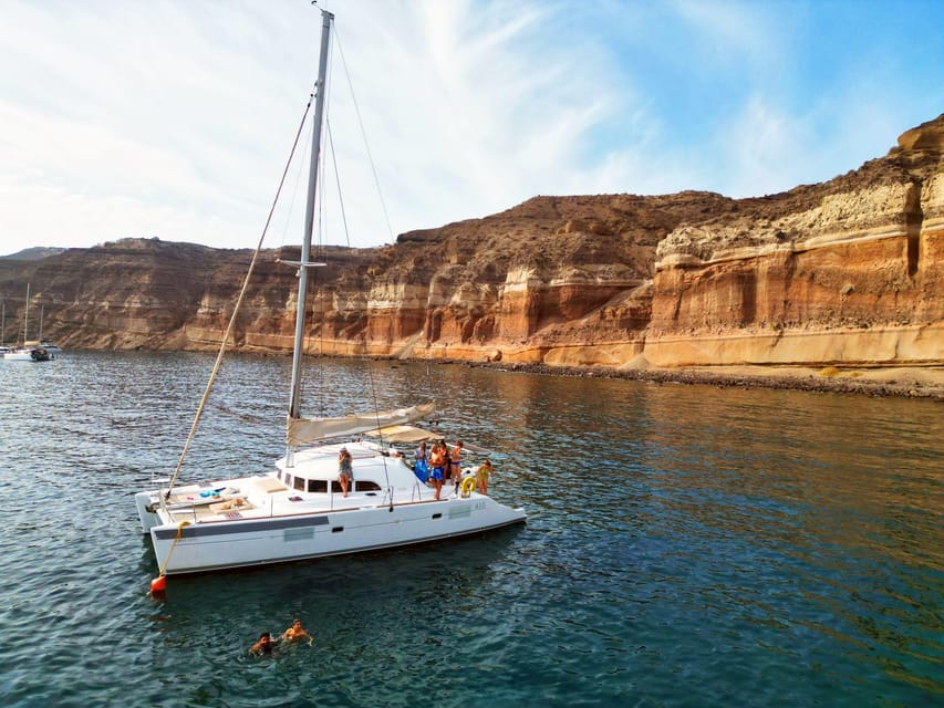 Santorini: Catamaran Cruise with Greek BBQ and Drinks - Key reasons this catamaran cruise works so well