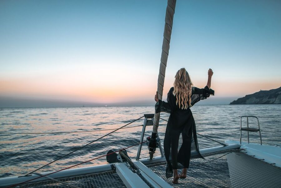 Santorini: Catamaran Cruise with Meal & Open Bar - Getting Picked Up: Vlychada Start and Multiple Options