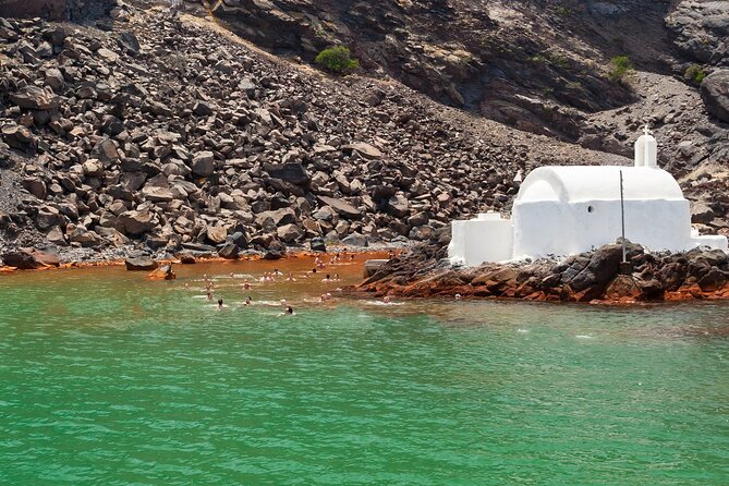 Santorini Classic Catamaran Cruise with BBQ, Drinks and Transfers - BBQ lunch or dinner at the Nea Kameni swim zone: food that matches the outing