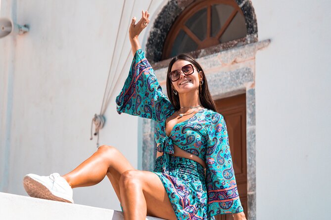 Santorini: Customized Private Photoshoot Walk in Oia - Meeting at the Virgin Mary of the Akathist Hymn Church and How the Walk Works