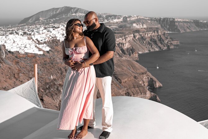Santorini: Customized Private Photoshoot Walk in Oia - Orientation Value: Where to Dine, Shop, and Explore