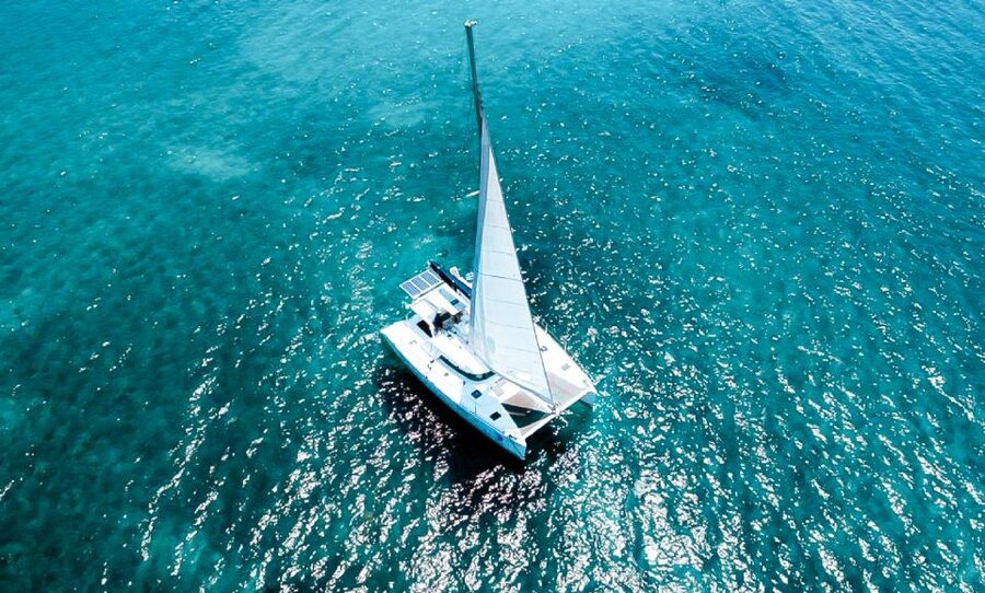 Santorini: Day Cruise with Meal & Open Bar - Getting from your hotel to the catamaran, without wasting half a day