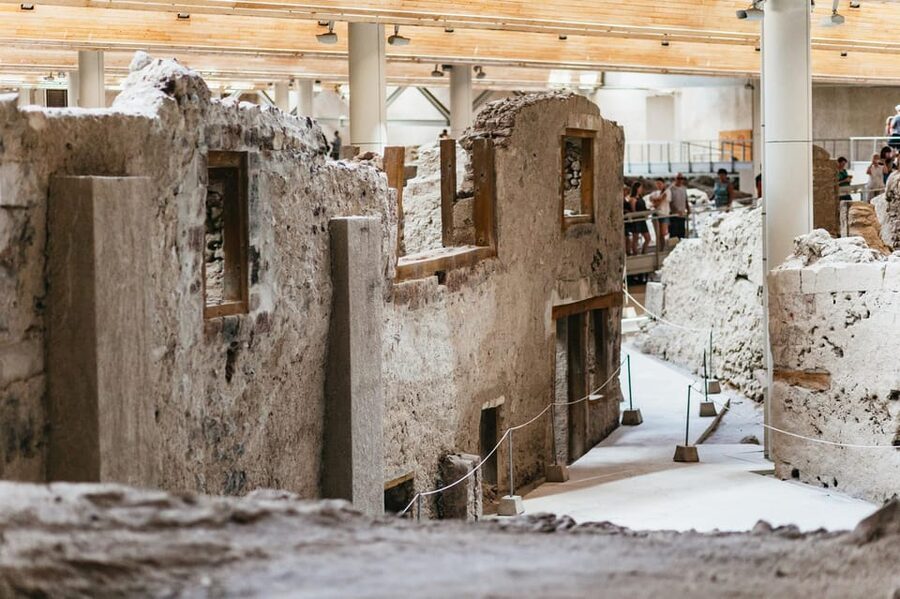Santorini: Experience Akrotiri with a Licensed Tour Guide - Price and value: $198 private time plus €20 entrance