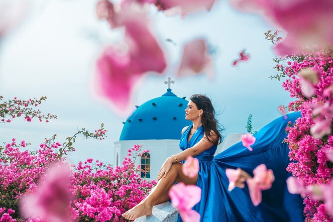 Santorini: Flying Dress Photoshoot - Who should book this flying dress shoot in Santorini