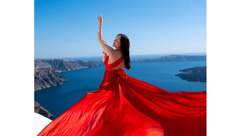 Santorini: Flying Dress Photoshoot with Edited Photos - Why a flying dress shoot works so well in Santorini