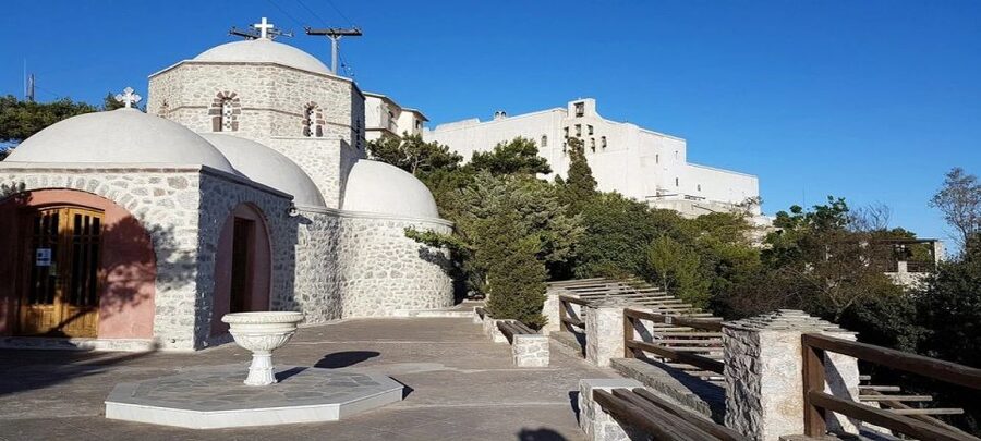 Santorini: Guided Island Day Trip with Beach Visit - Key points that make this tour a smart use of your time