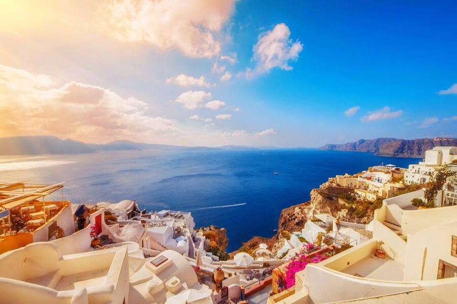 Santorini: Guided Island Day Trip with Beach Visit - Oia at sunset: the payoff moment you should plan for