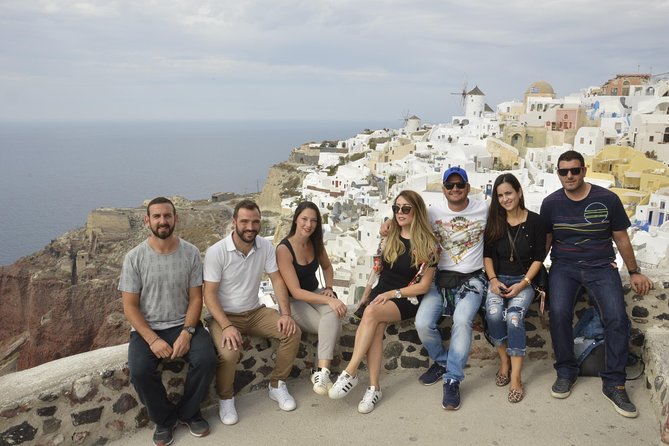 Santorini Highlights and Venetian Castles Small-Group Day Tour - Castelli of Emporio: Best-Preserved Venetian Castle and a Village Stroll