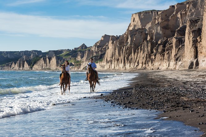 Santorini Horse Riding to Black Sandy Beach - Vlychada Stables to Caldera Dunes: How the Ride Starts Smoothly