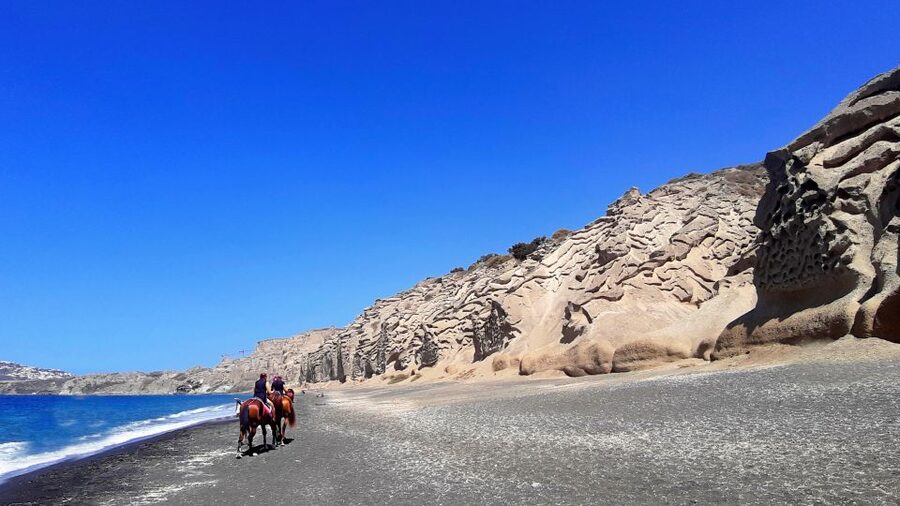 Santorini: Horseback Riding Tour on the Beach - What to Wear and Bring (So You Don’t Lose Ride Time)