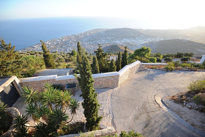 Santorini Luxury Custom Private Tour with Local guide - Key highlights at a glance