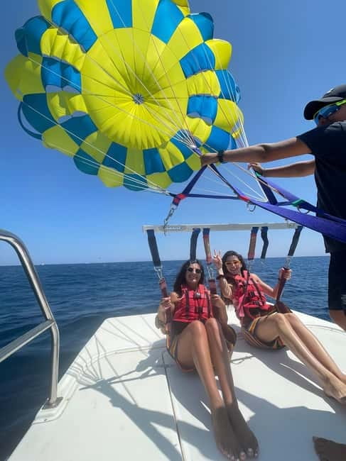 Santorini: Parasailing ExperiencePerissa,Perivolos,St.George - The Safety Briefing and Harness Setup (Simple, Not Scary)
