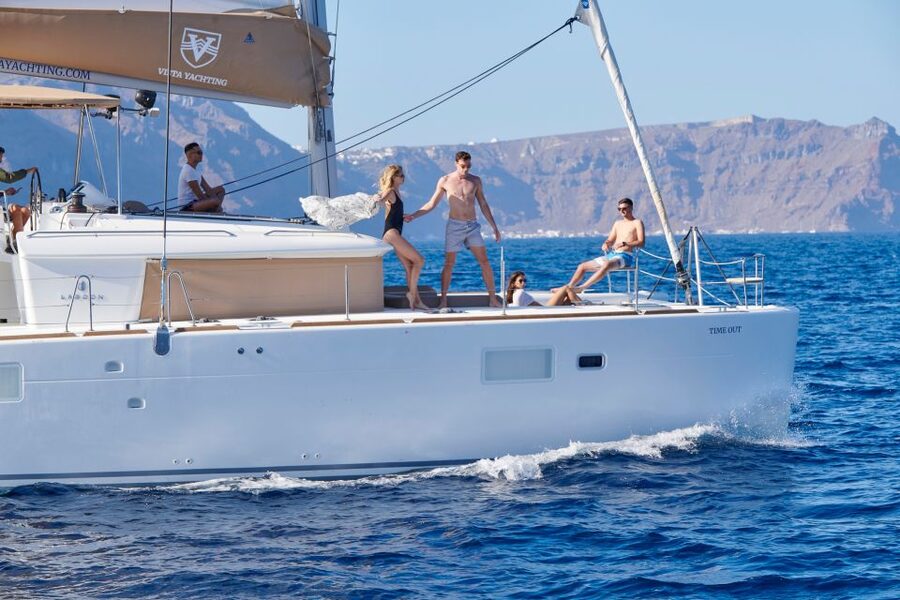 Santorini: Platinum Catamaran Cruise w/ BBQ Meal & Open Bar - Snorkeling, towels, and what to pack for comfort