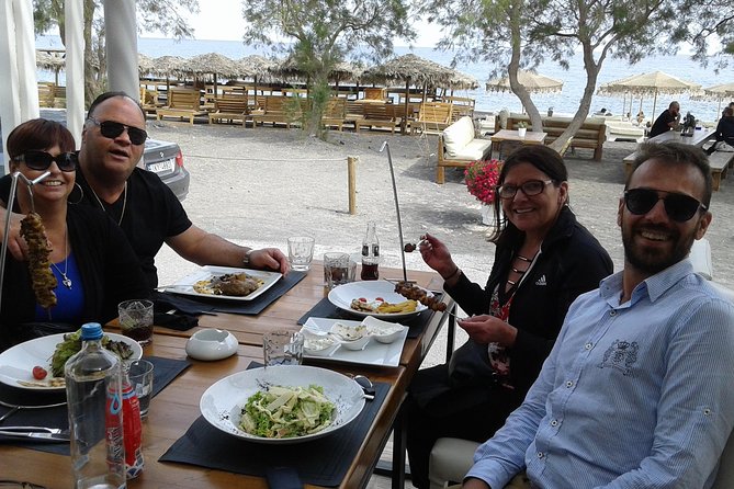 Santorini Popular Destinations - Crowds, walking, and the “right timing” that makes Santorini enjoyable