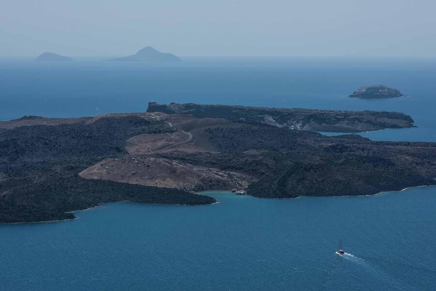 Santorini Port: 3 Hour Cruise to Volcano and Hot Springs - Palea Kameni hot springs: a short soak, plan for sulfur, and keep expectations real
