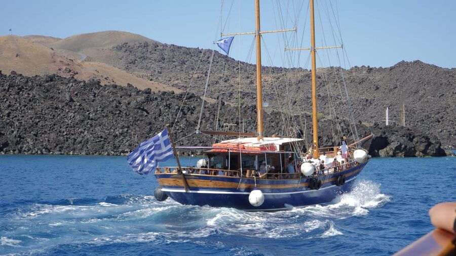 Santorini Port: 3 Hour Cruise to Volcano and Hot Springs - Thirasia free time (if you add it): a quieter side of the caldera